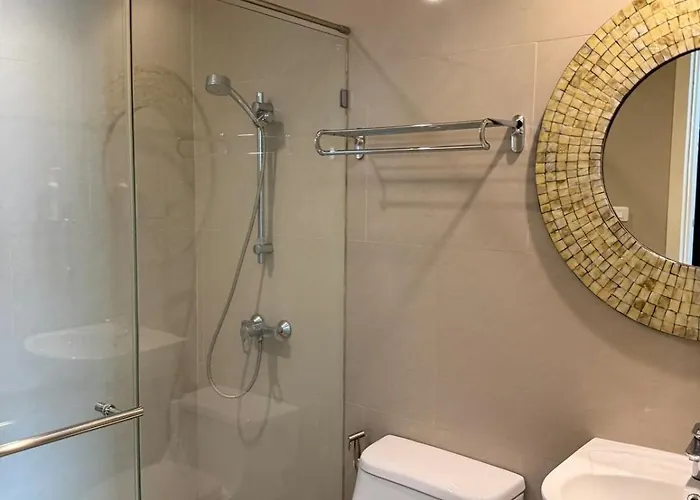 度假居 Entire 3bedroom Townhome, Shared Swimming Pool In Sukhumvit, 2942 曼谷