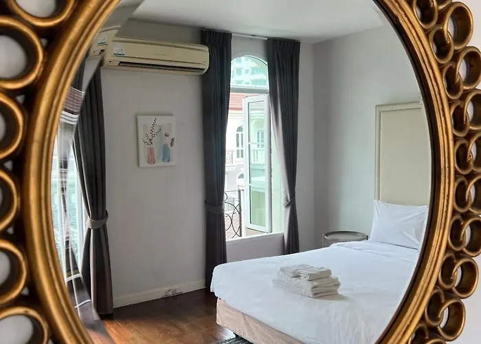 Entire 3bedroom Townhome, Shared Swimming Pool In Sukhumvit, 2942 度假居 曼谷