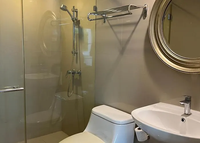 度假居 Entire 3bedroom Townhome, Shared Swimming Pool In Sukhumvit, 2942 曼谷