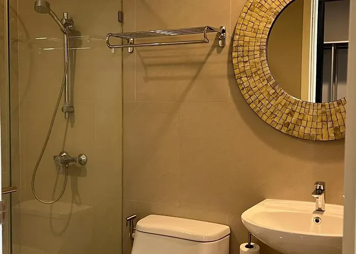 Entire 3bedroom Townhome, Shared Swimming Pool In Sukhumvit, 2942 度假居 *