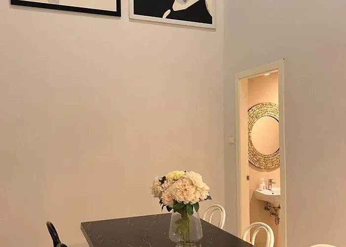Entire 3bedroom Townhome, Shared Swimming Pool In Sukhumvit, 2942